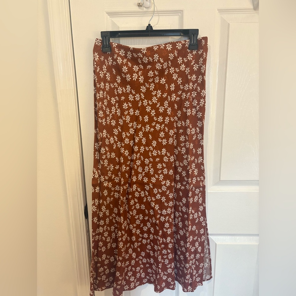 Loft: Burnt Orange & Cream Floral Midi Skirt w/ Slit